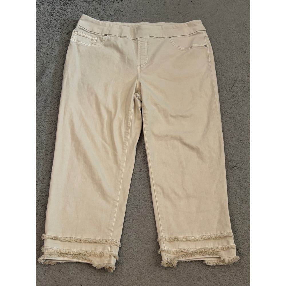 Chicos Pull On Capri Pants Beige Tan Frayed Hem Size 2 US 12 Stretch Denim